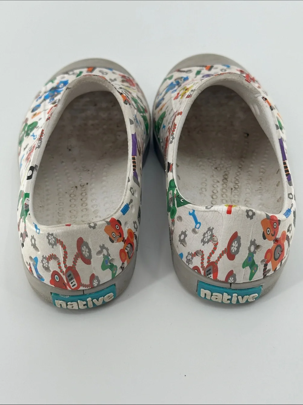 Native slip kids